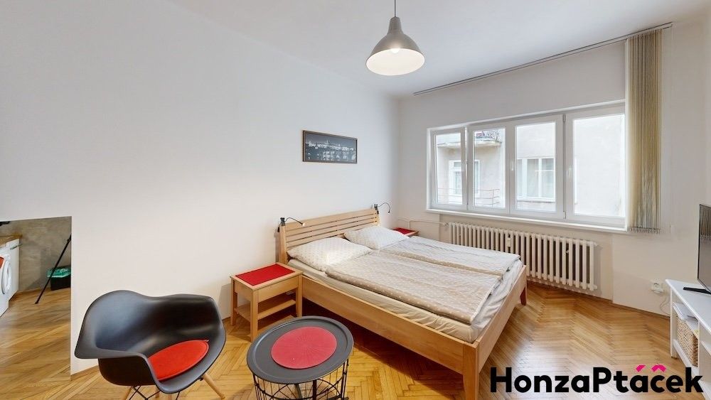 Pronájem byt 1+kk - Sokolovská, Praha, 35 m²