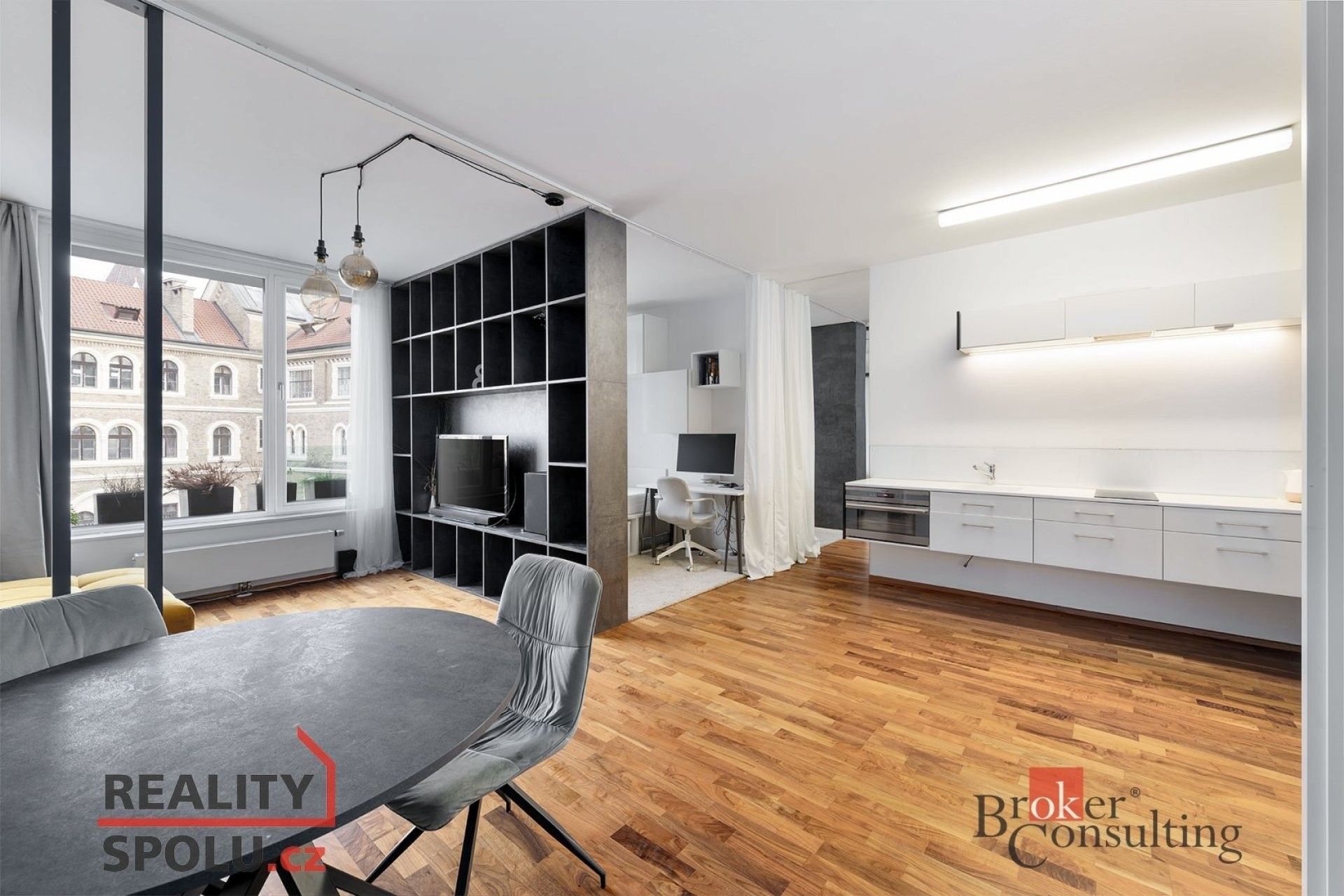 2+kk, Švédská, Praha, 42 m²