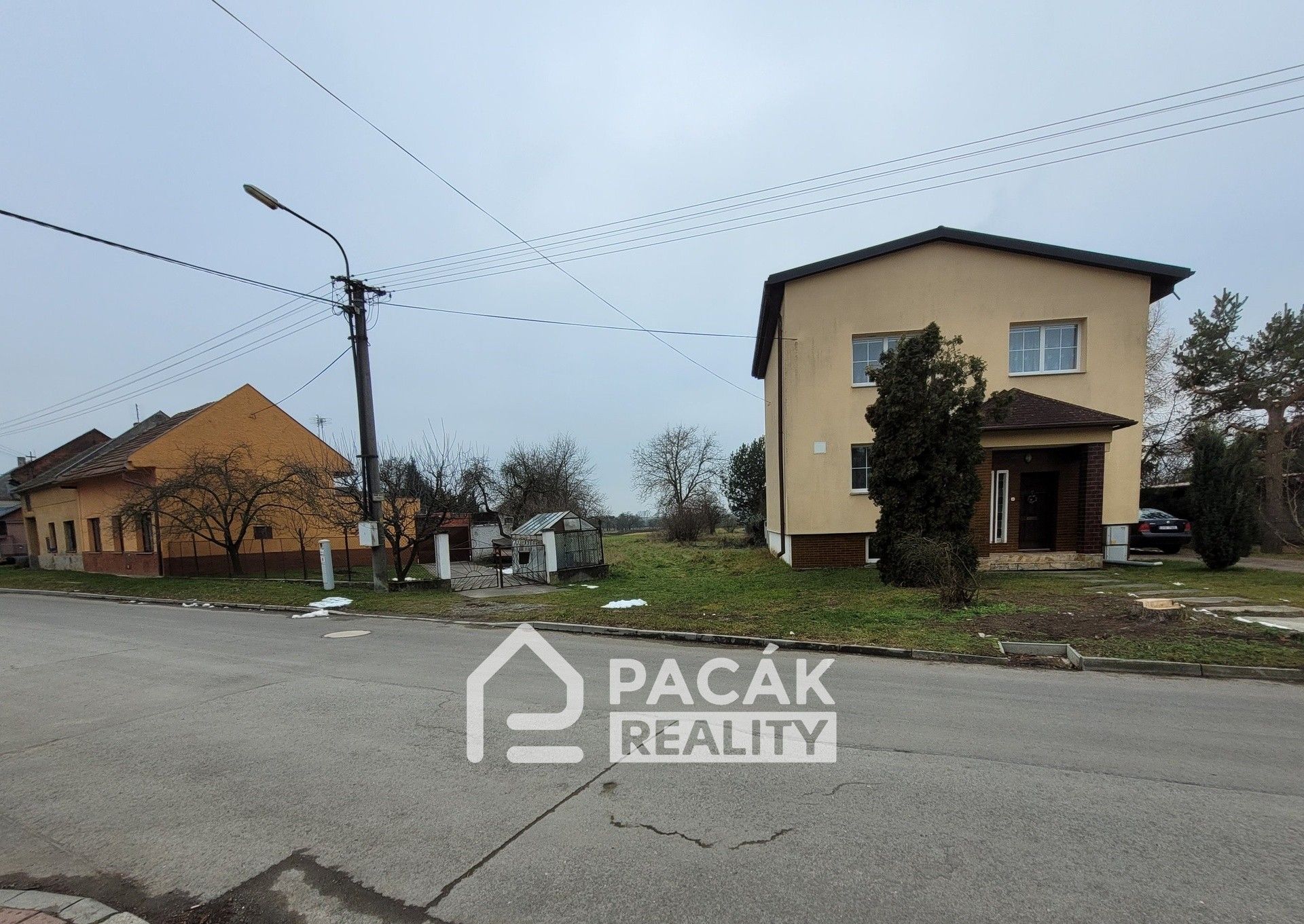 Prodej pozemek pro bydlení - Lobodice, 2 117 m²