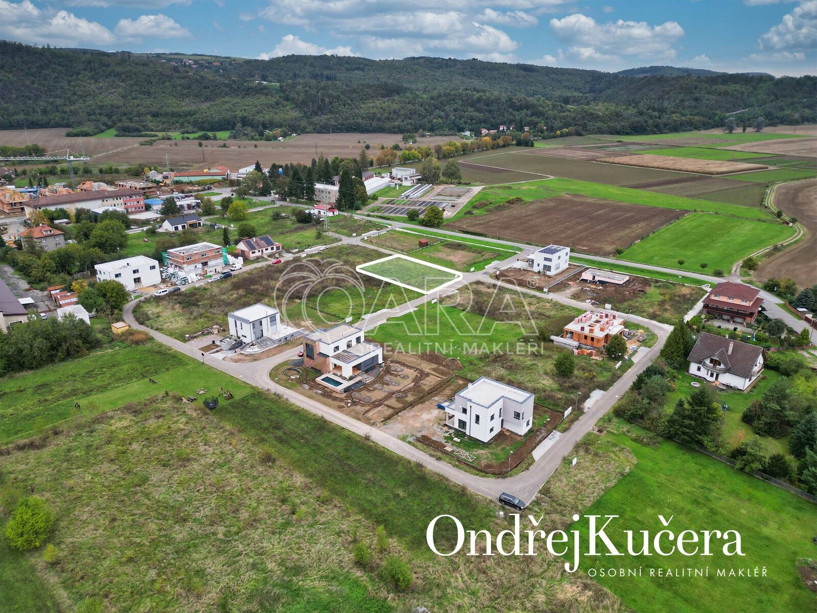 Pozemky pro bydlení, Dobřichovice, 908 m²