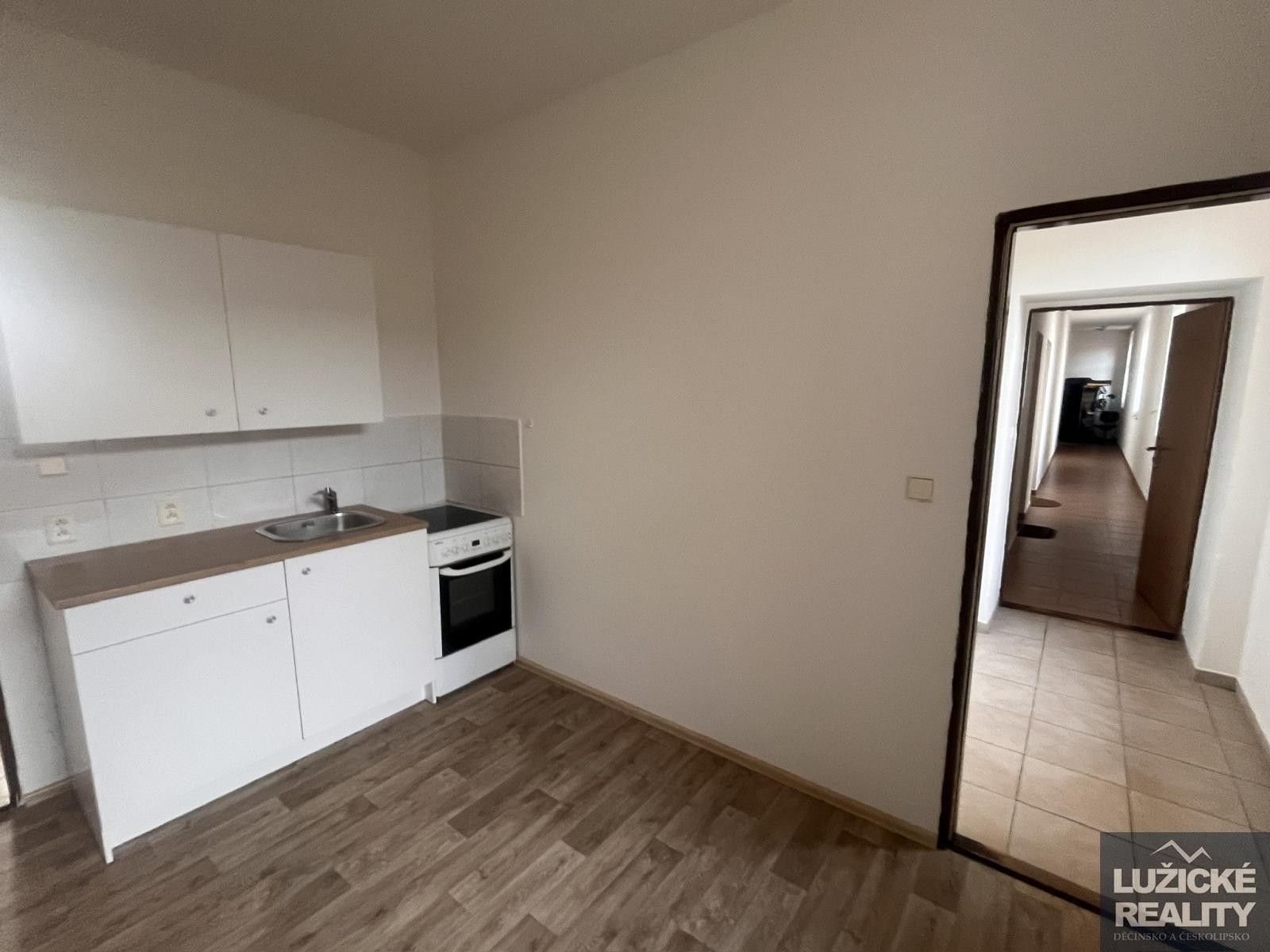 Pronájem byt 2+kk - Tkalcovská, Nový Bor, 35 m²