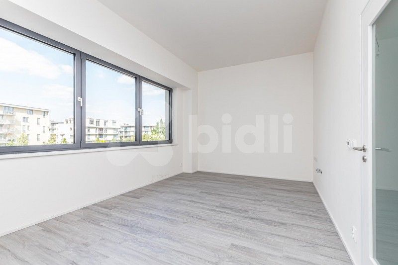 1+kk, Malešická, Praha, 32 m²