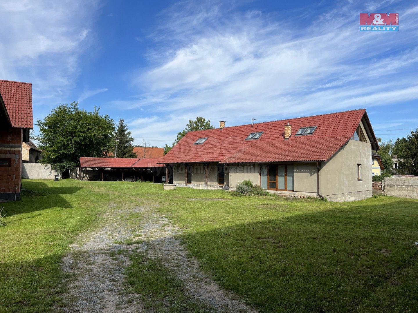 Prodej rodinný dům - Panenské Břežany, 591 m²