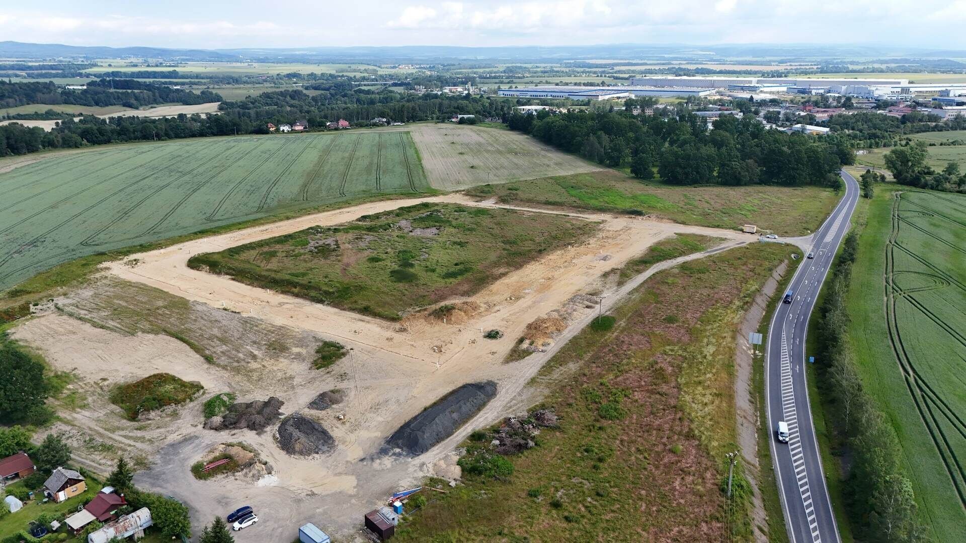 Prodej komerční pozemek - Nižnětagilská, Cheb, 20 944 m²