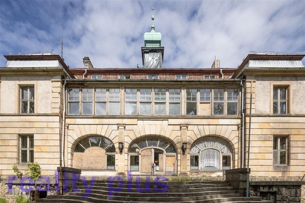 Prodej komerční - Wolkerova, Liberec, 1 m²