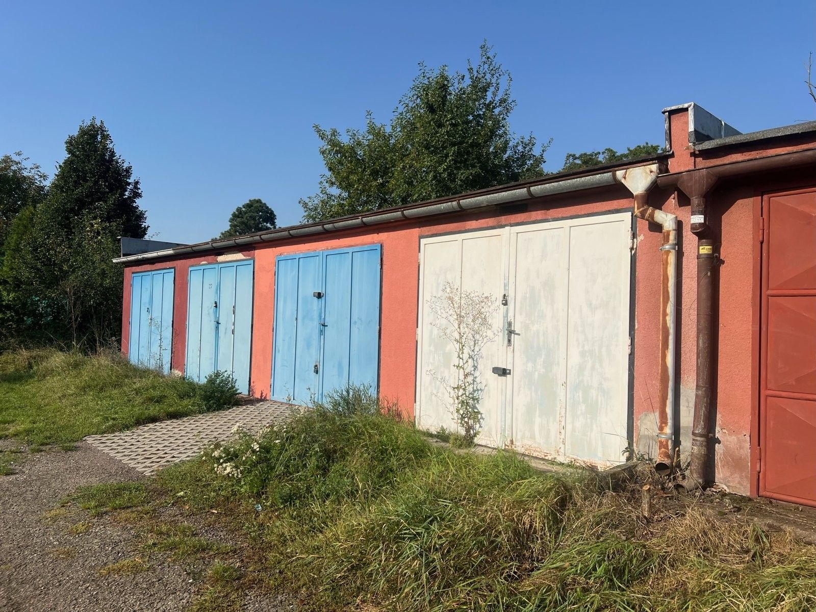 Garáže, U Krematoria, Pardubice, 18 m²