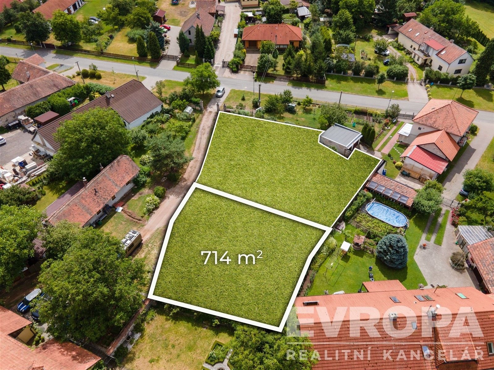 Prodej pozemek pro bydlení - Hrádek, Srch, 714 m²