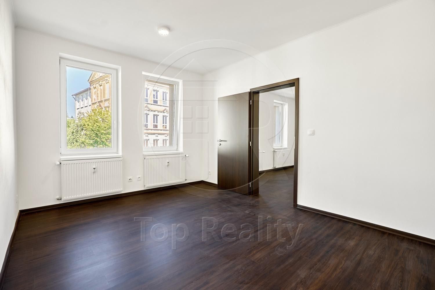 Prodej byt 2+1 - U Trati, Karlovy Vary, 60 m²