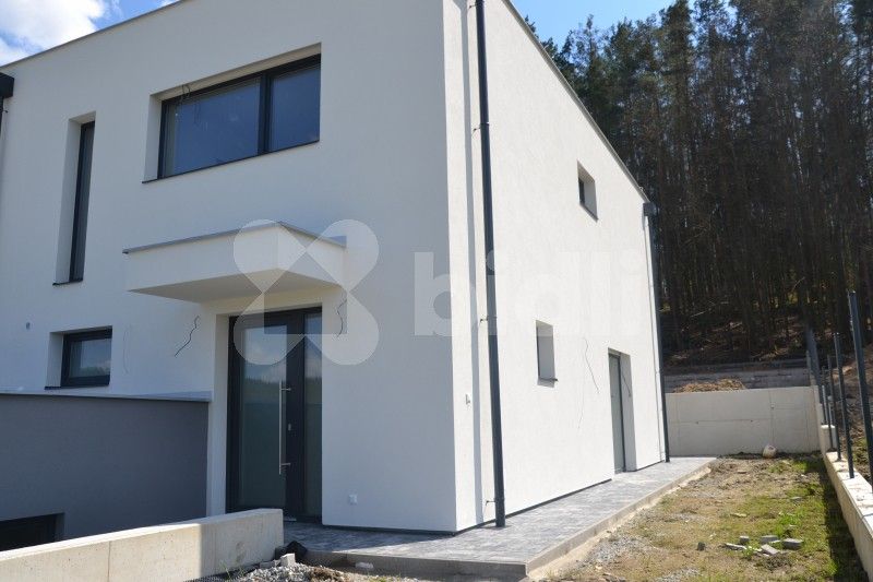 4+kk, Smetanova, Hluboká nad Vltavou, 152 m²