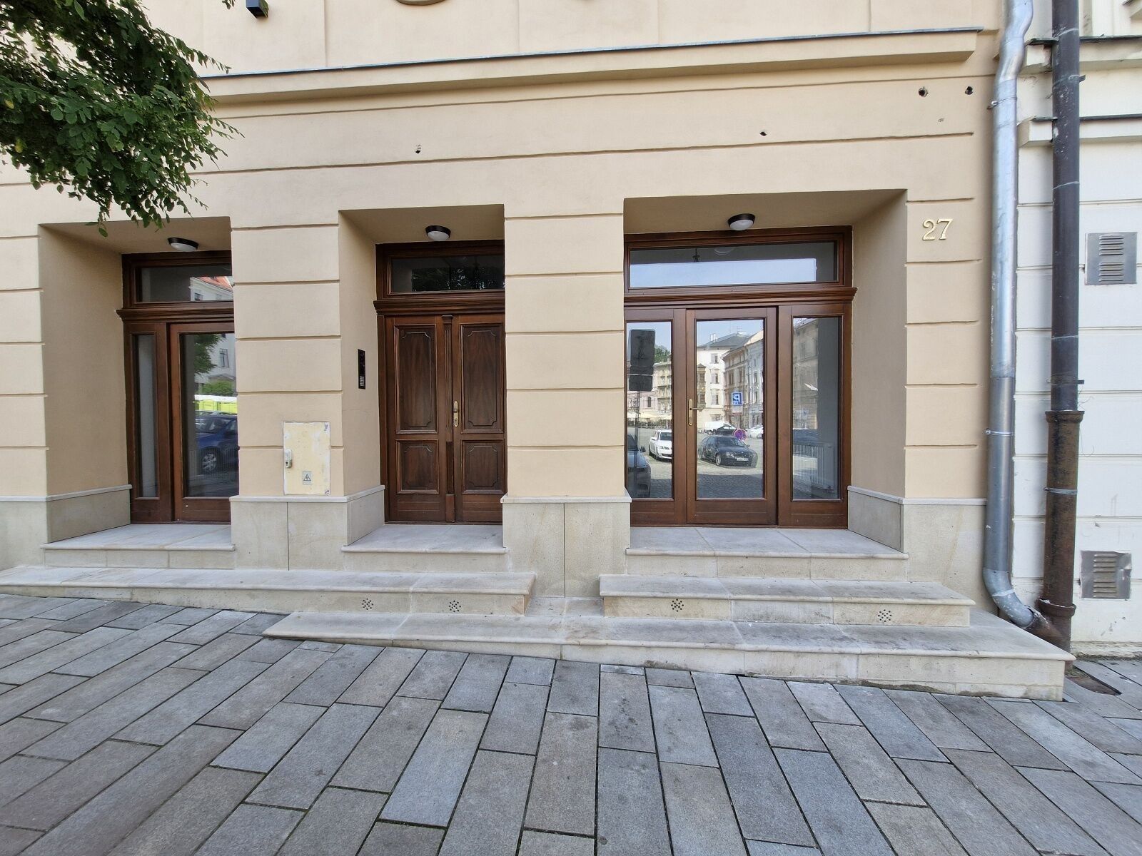 Obchodní prostory, Dolní náměstí, Olomouc, 35 m²