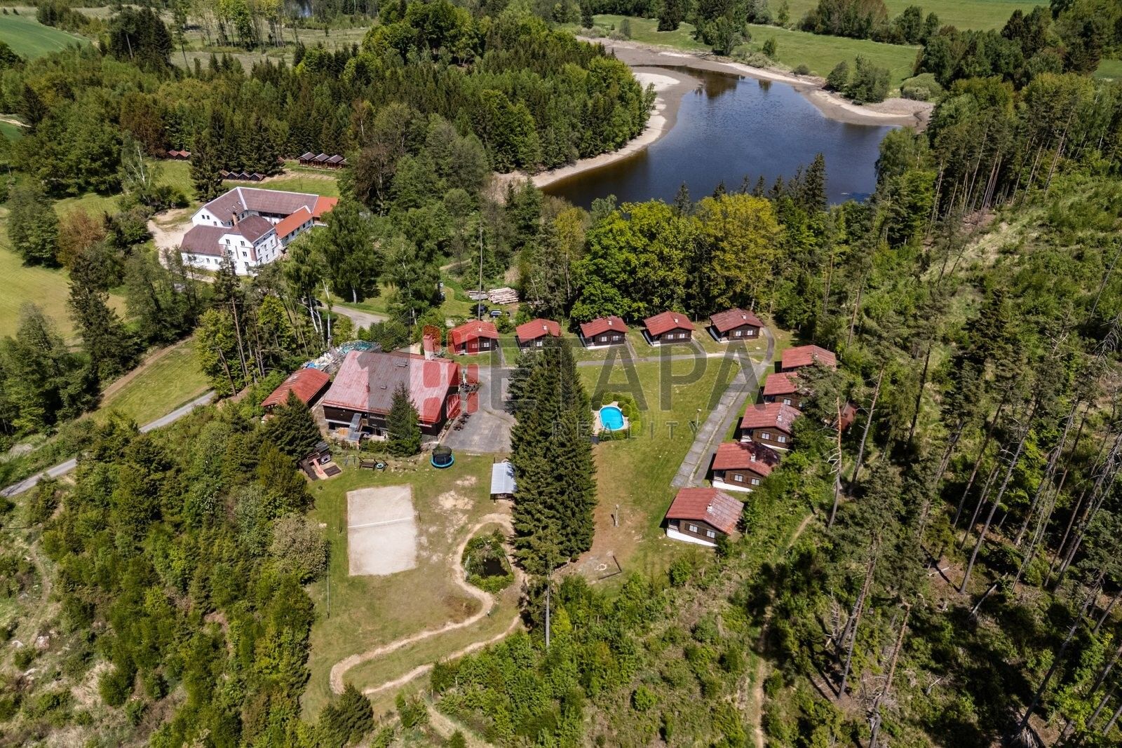 Ubytovací zařízení, Brandlín, Volfířov, 981 m²