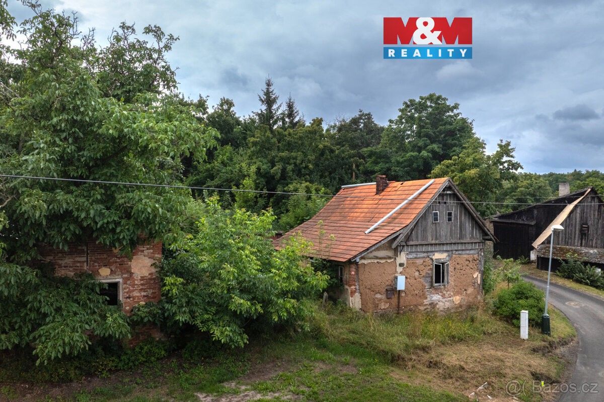 Pozemky pro bydlení, Petrohrad, 439 85