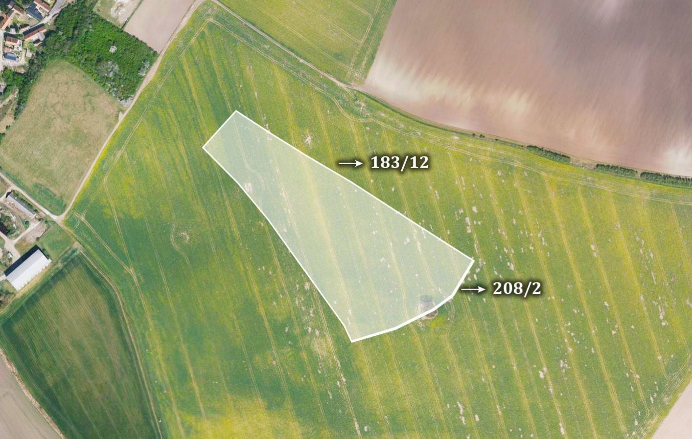 Prodej zemědělský pozemek - Jíkev, 151 174 m²