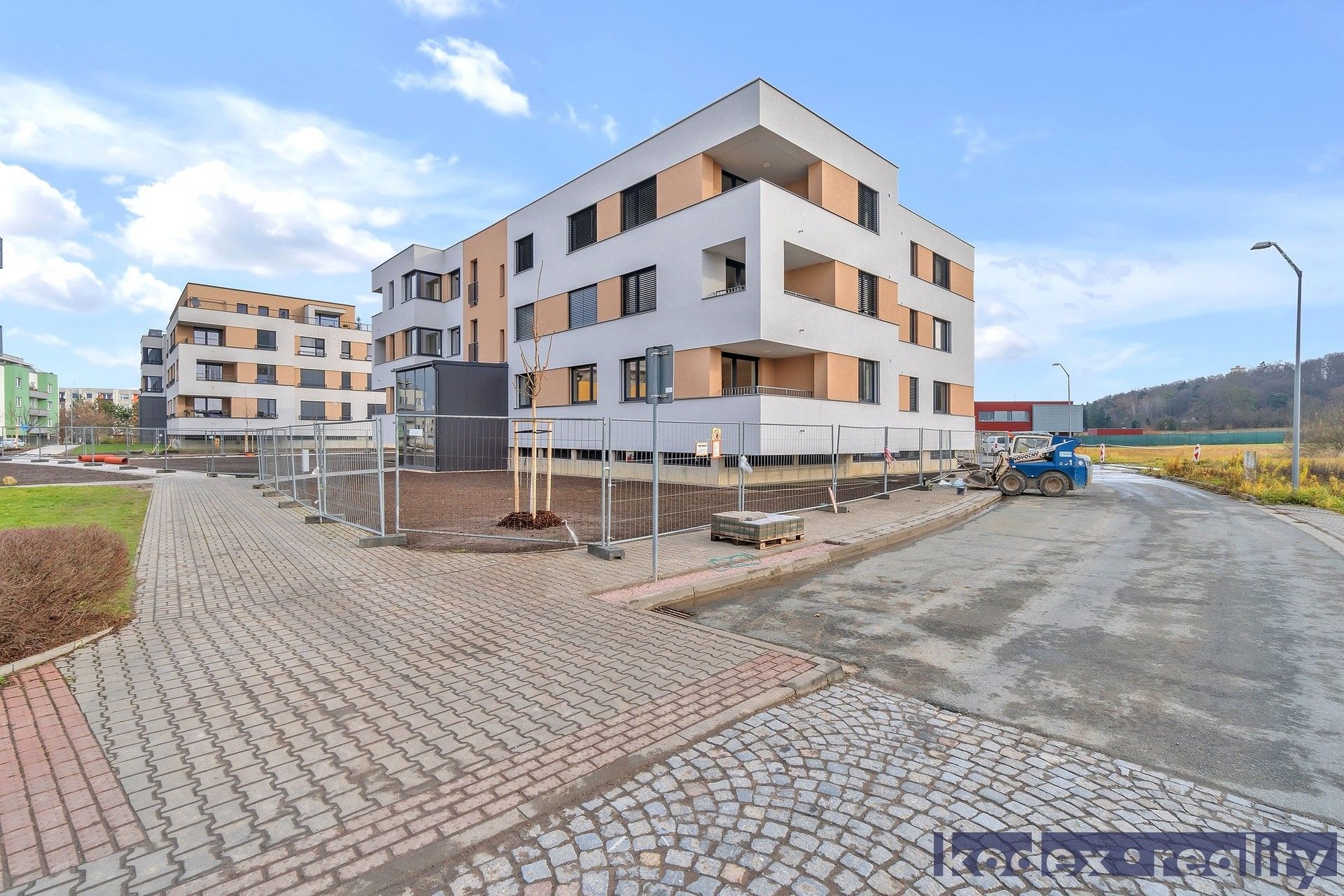 2+kk, Pod Svahem, Hradec Králové, 75 m²