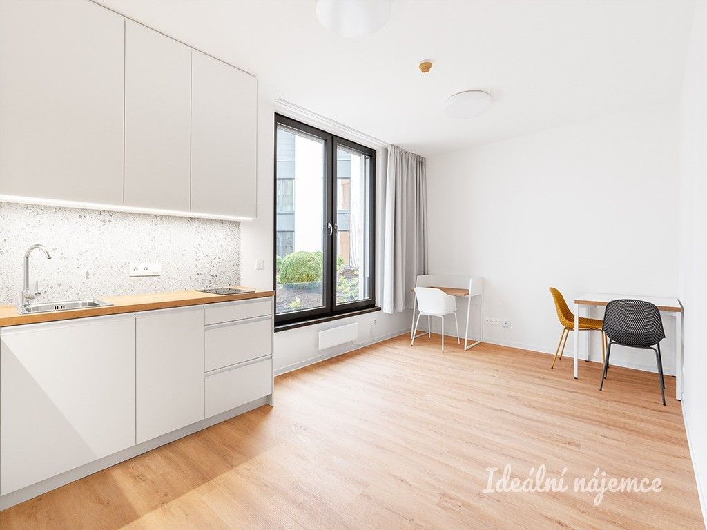 Prodej byt 2+kk - Na Větrníku, Praha, 35 m²