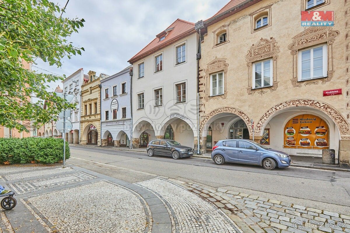 Pronájem obchodní prostory - České Budějovice, 370 01, 180 m²