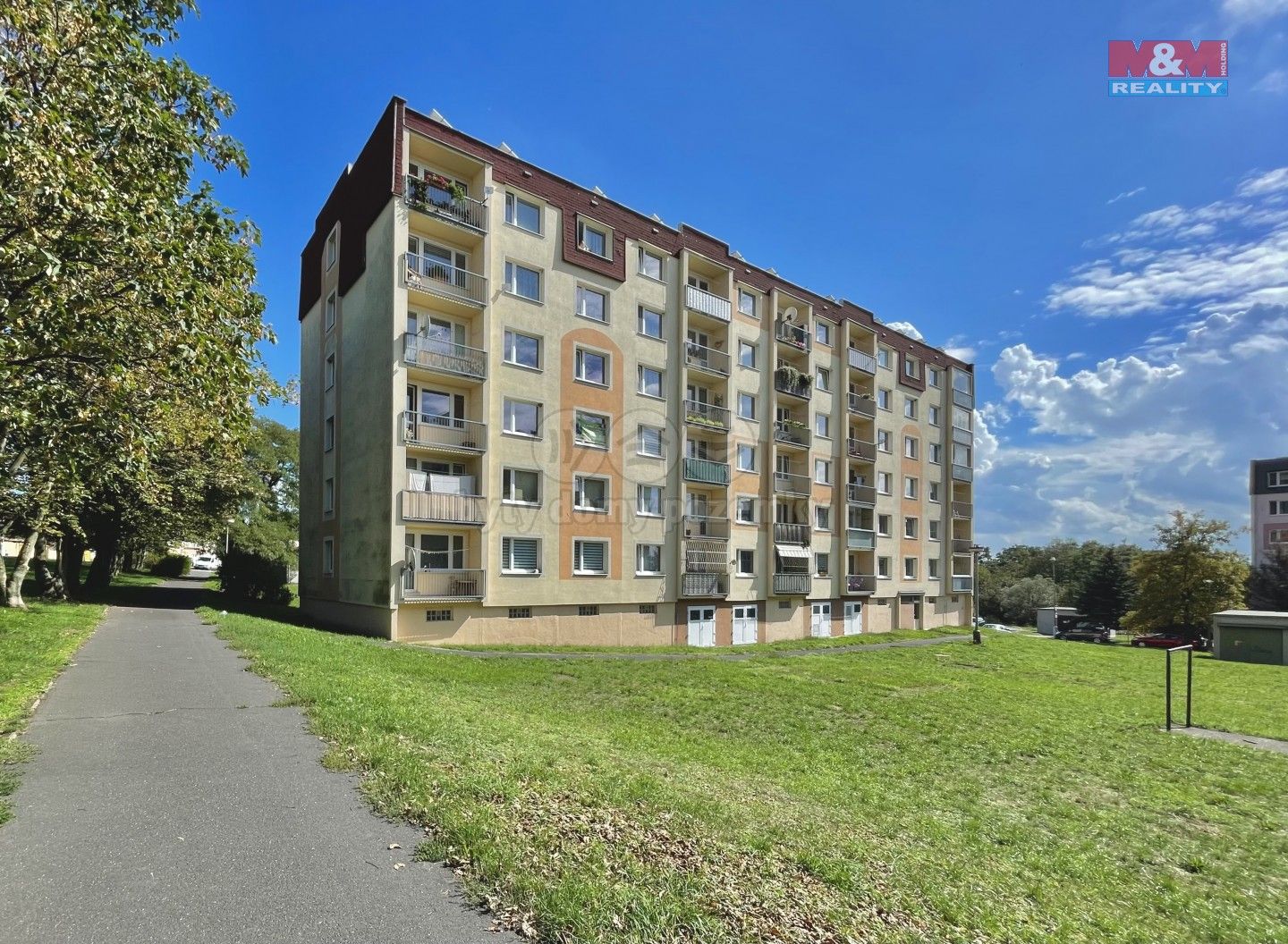 Prodej byt 1+1 - Šeříková, Krupka, 36 m²