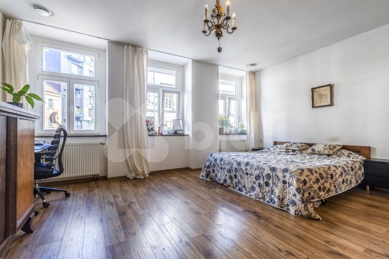 Prodej byt 3+1 - Chlumova, Praha, 80 m²