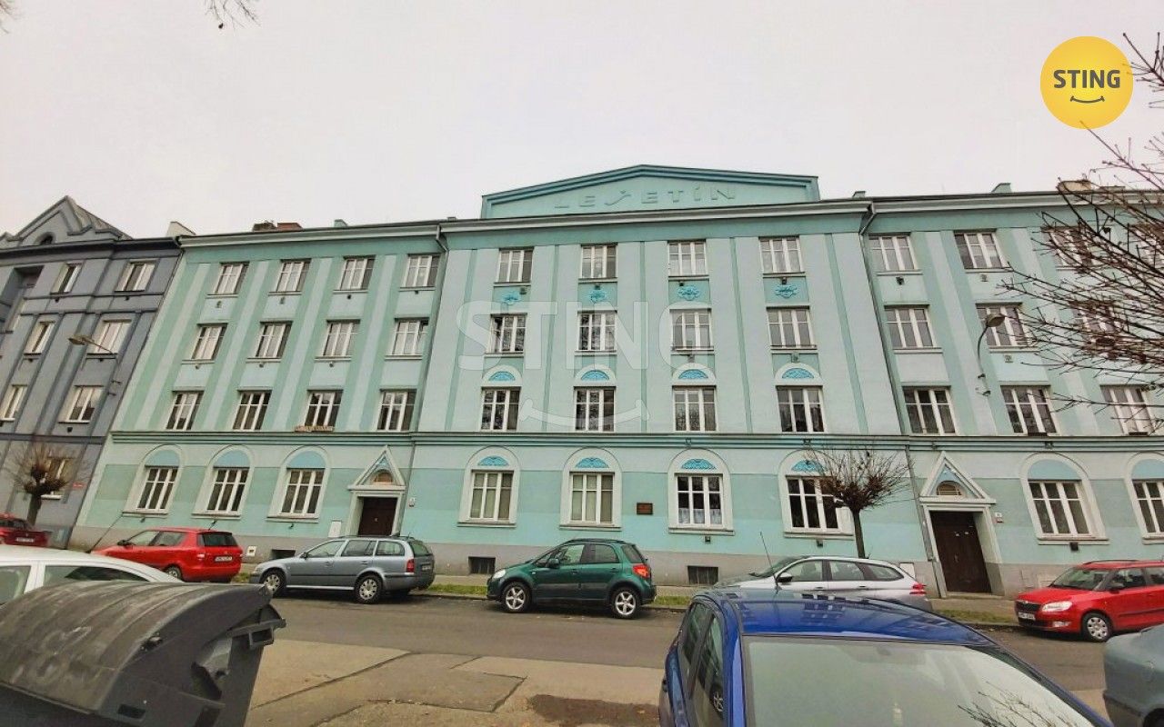 2+kk, nám. Svobody, Přerov, 45 m²