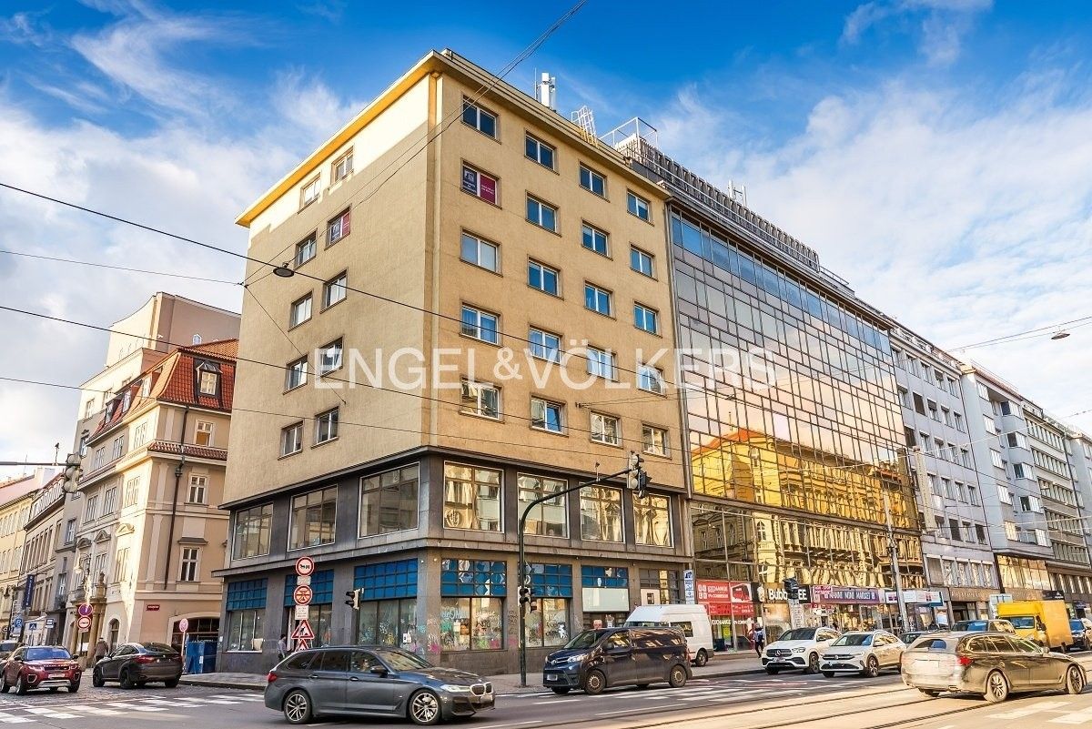 Pronájem kancelář - Revoluční, Praha, 221 m²