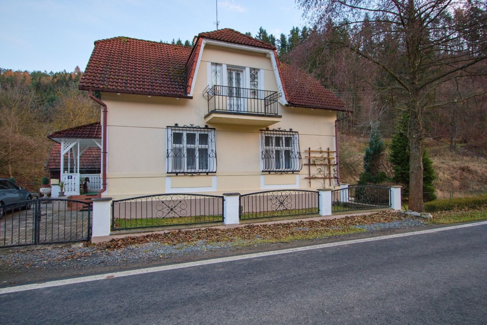 Rodinné domy, Koroužné, 275 m²