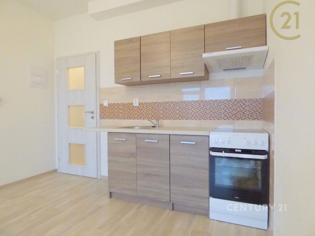 1+kk, Záříčí, 27 m²