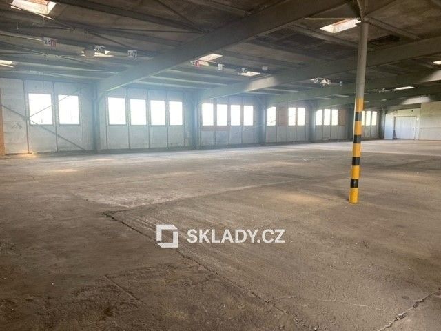 Pronájem sklad - Měnín, 717 m²