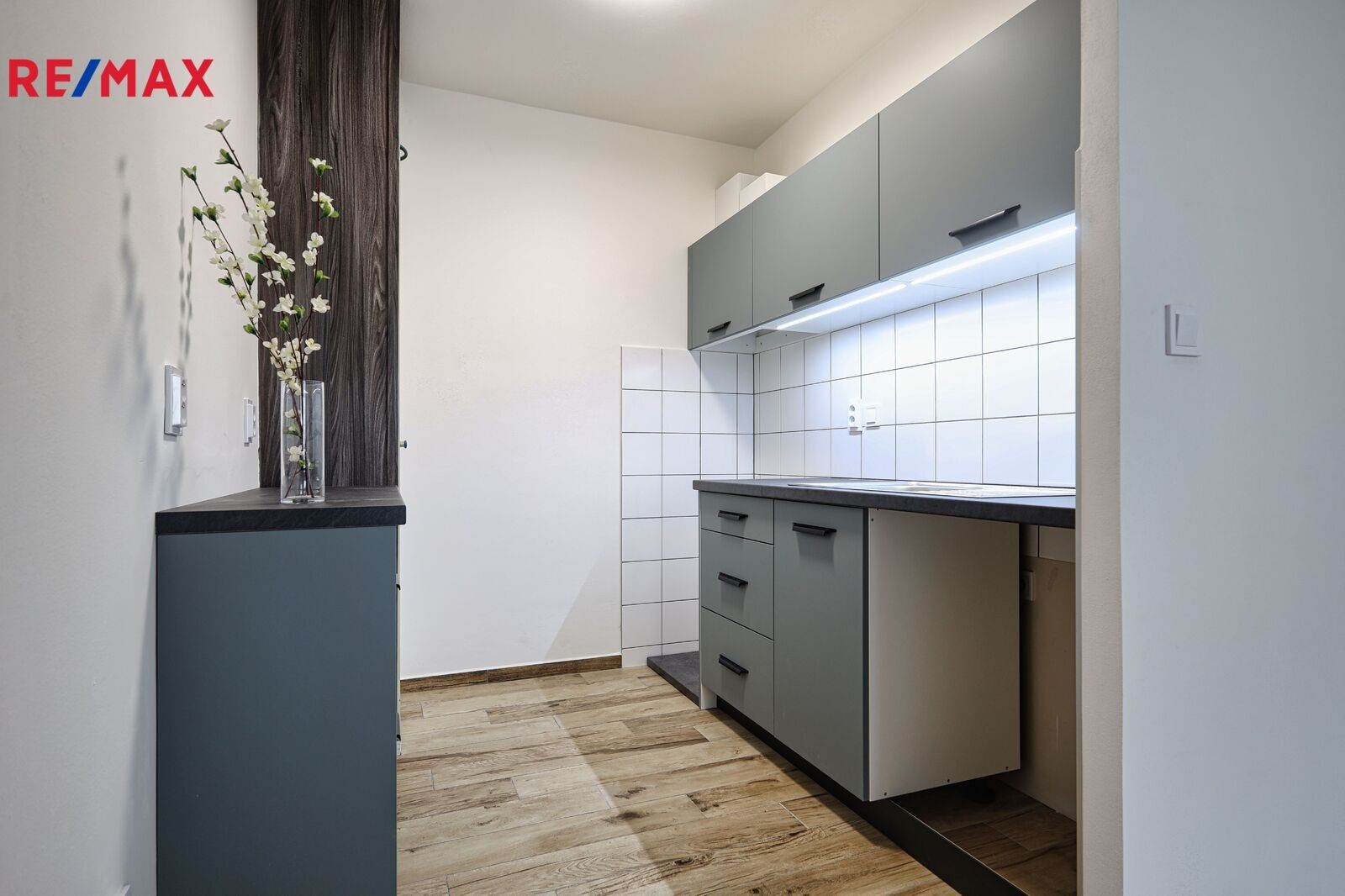 2+kk, Sulova, Praha, 44 m²