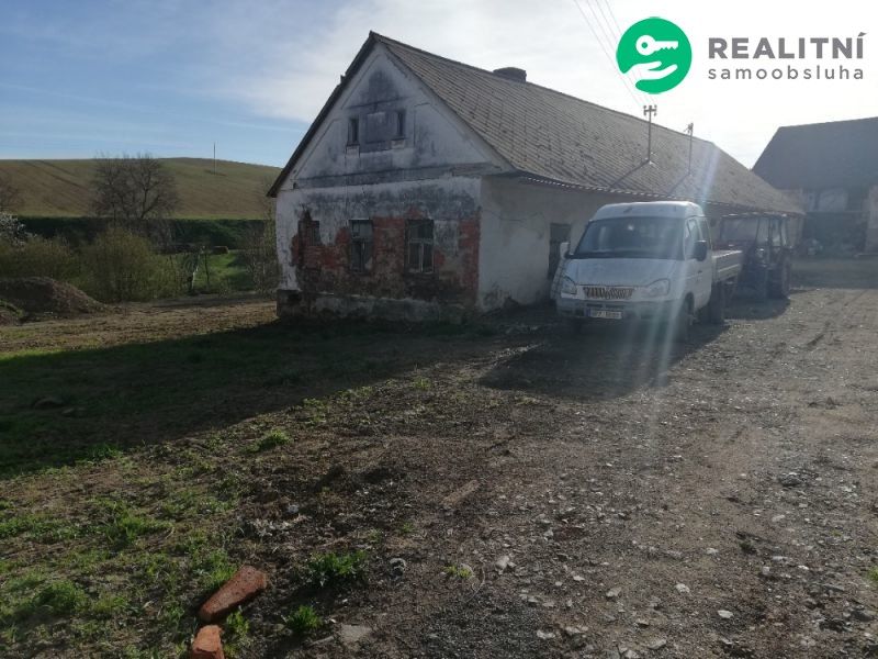 Chalupy, Mochtín, 300 m²