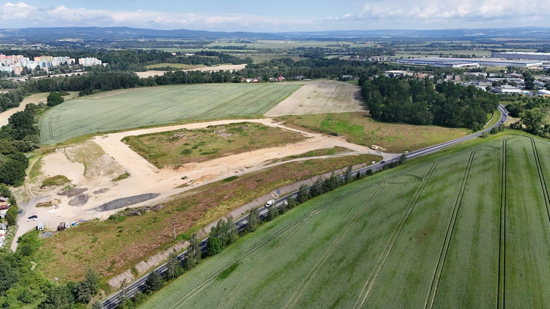 Prodej komerční pozemek - Nižnětagilská, Cheb, 101 656 m²