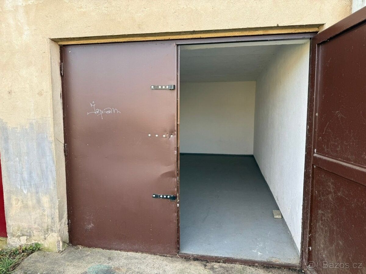 Garáže, Mladá Boleslav, 293 01