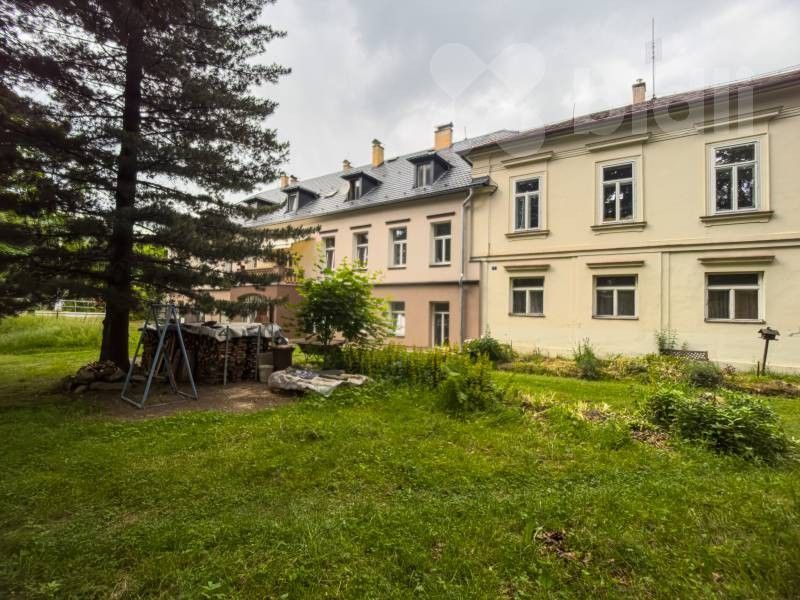 Byty, Bezručova, Jeseník, 161 m²