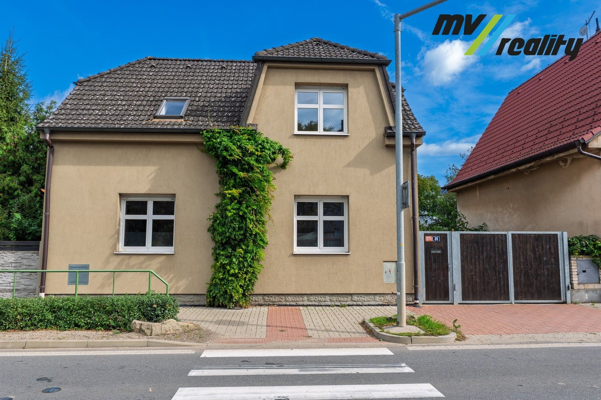 Rodinné domy, Na Zemské stezce, Lysá nad Labem, 113 m²