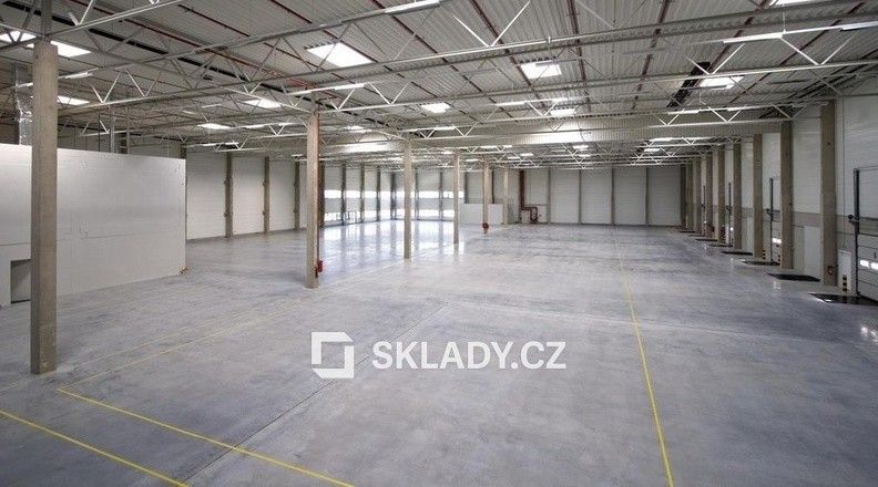 Sklady, Křimice, Plzeň, 495 m²