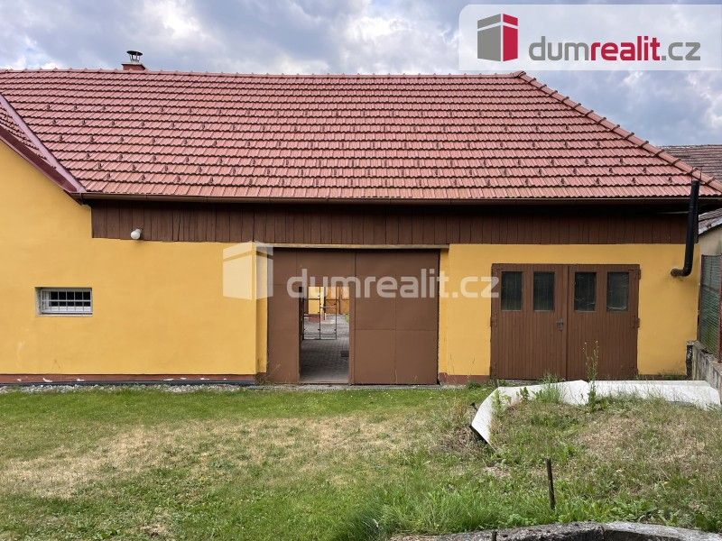 Prodej rodinný dům - Moraveč, 550 m²