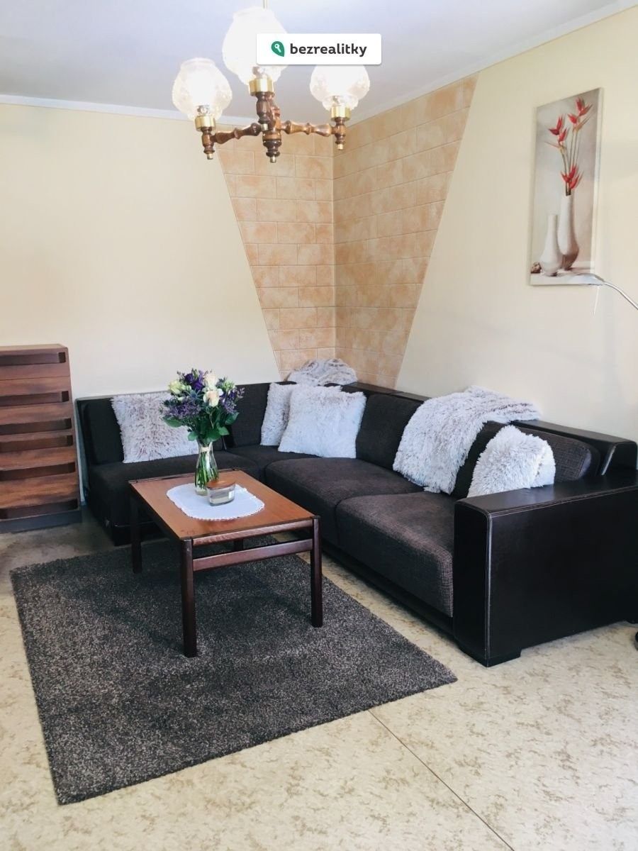 3+1, Sídliště II, Kamenice, 72 m²