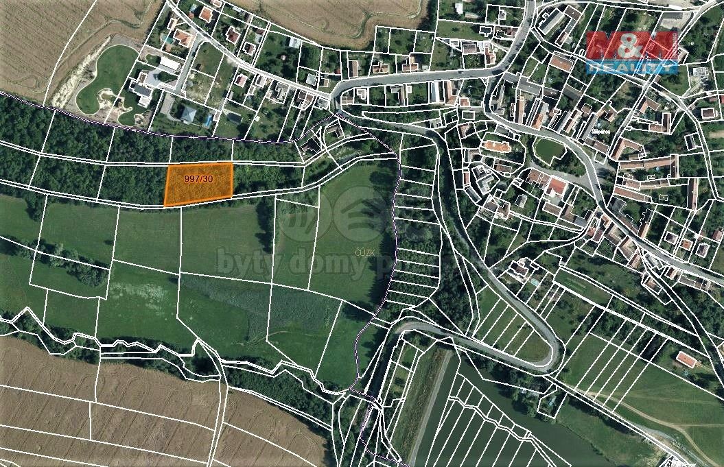 Louky, Skuteč, 539 73, 3 111 m²