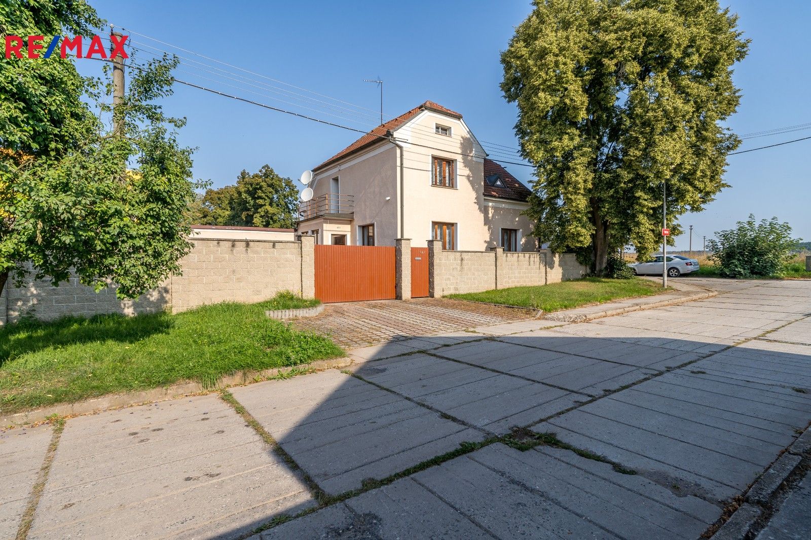 Rodinné domy, Školská, Lužná, 151 m²