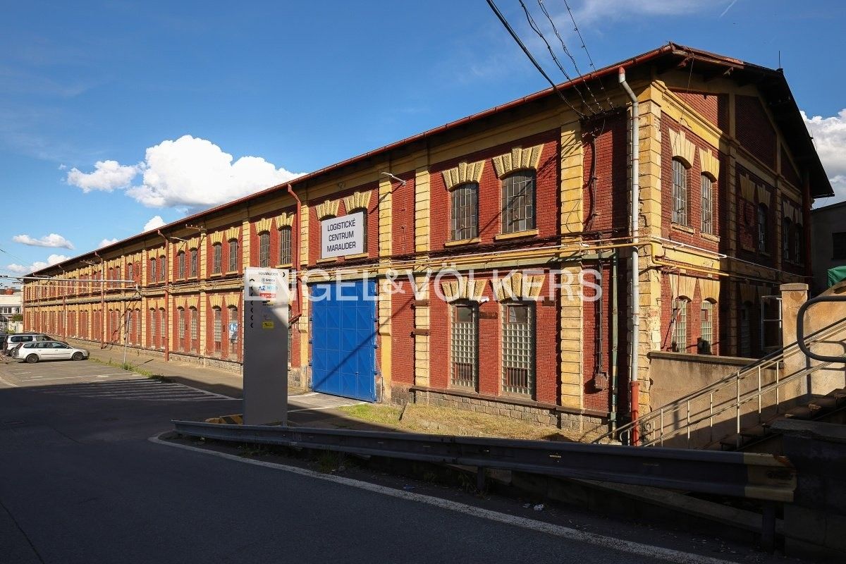 Sklady, Železniční, Plzeň, 14 m²