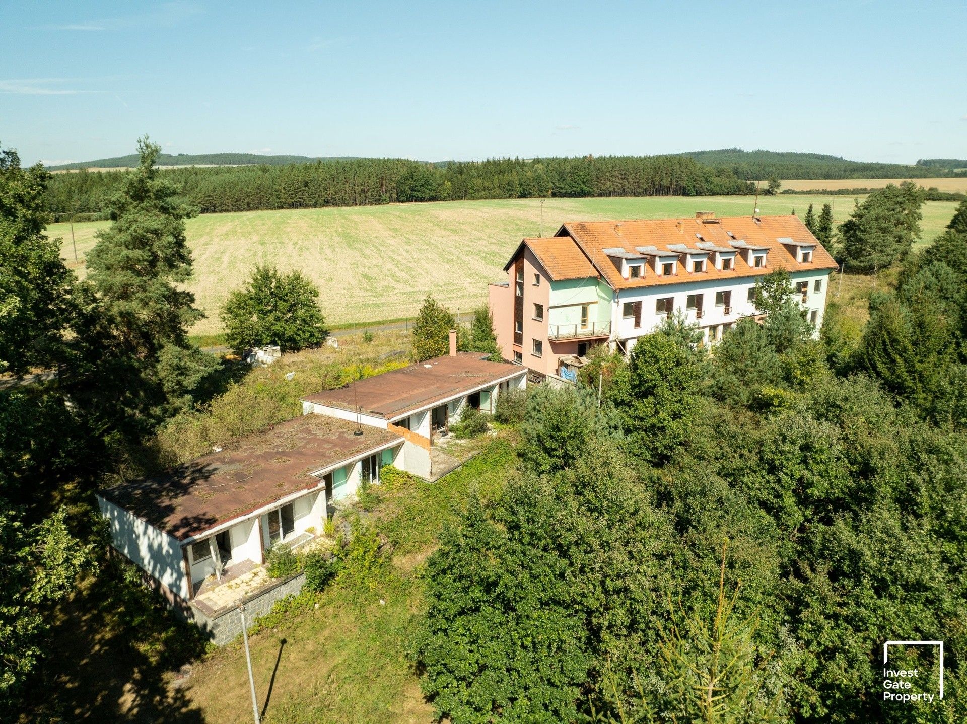 Prodej dům - Dražíč, 1 800 m²