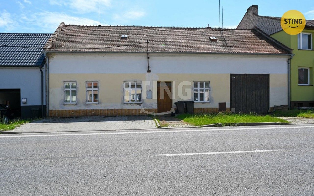 Rodinné domy, Ostrožská, Veselí nad Moravou, 220 m²
