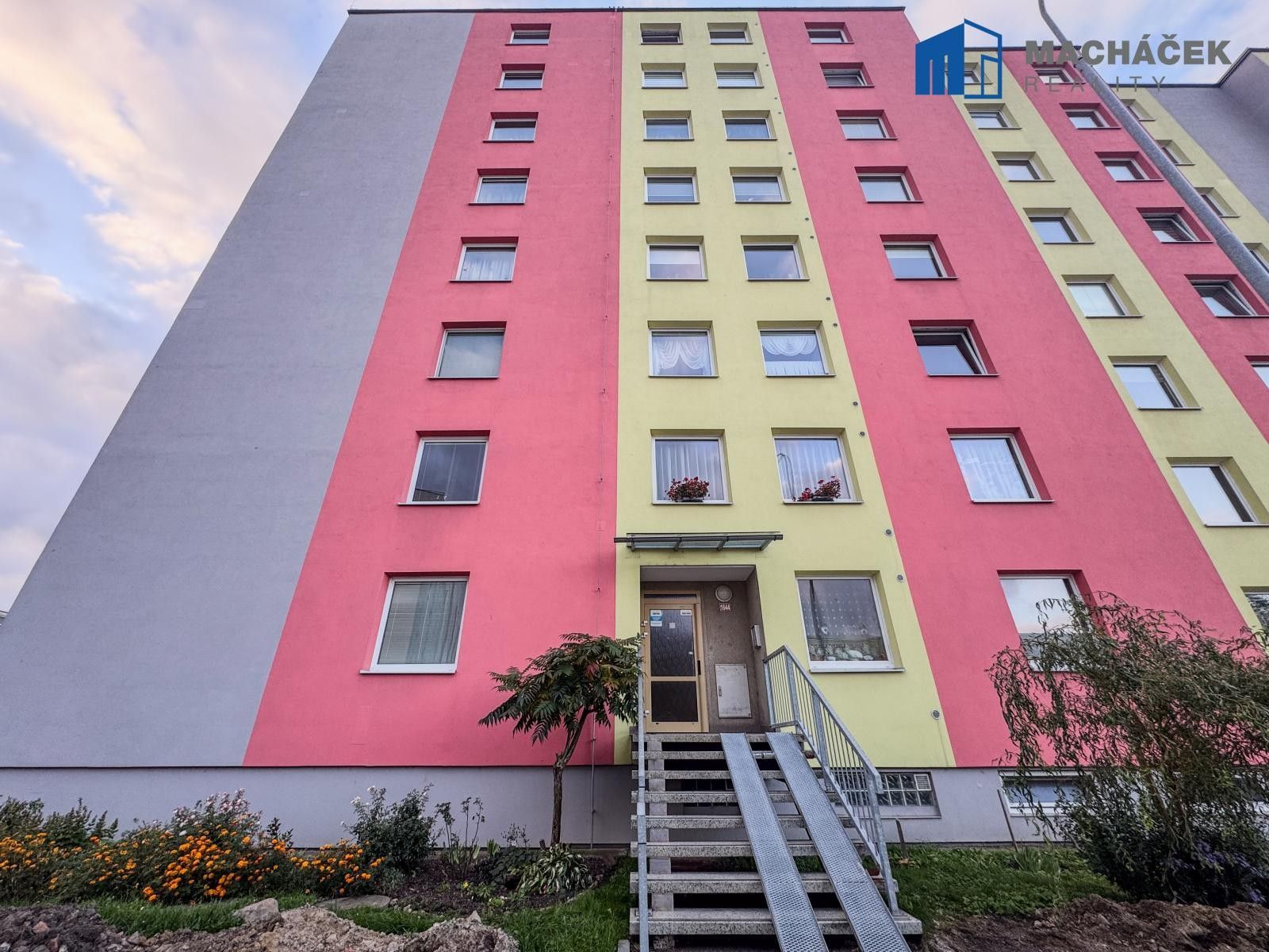 4+1, Edisonova, Teplice, 89 m²