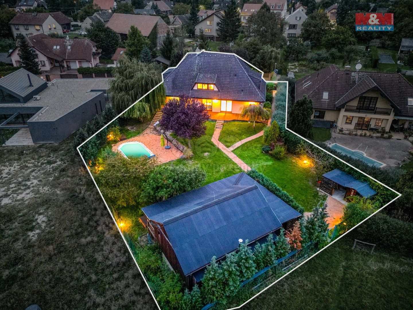 Rodinné domy, Luční, Horní Bezděkov, 359 m²