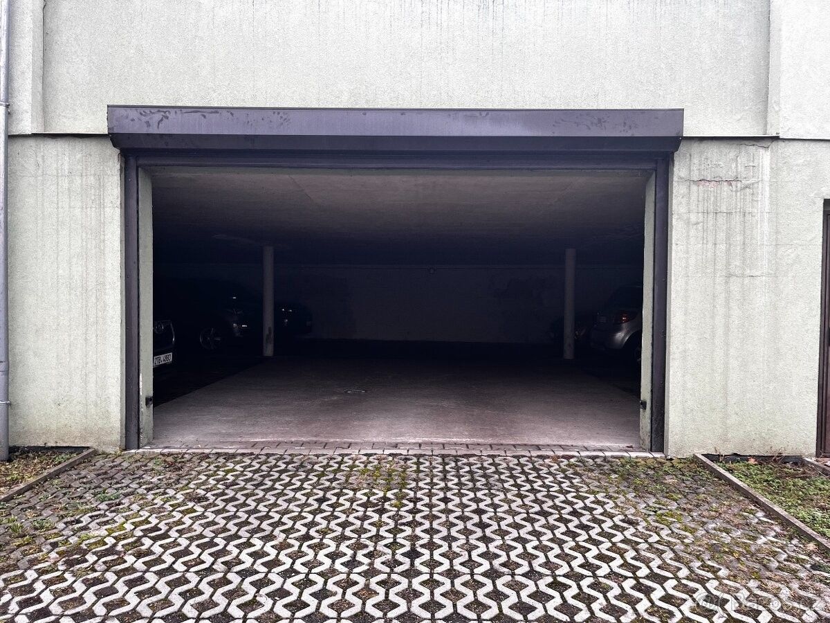 Garáže, Litoměřice, 412 01