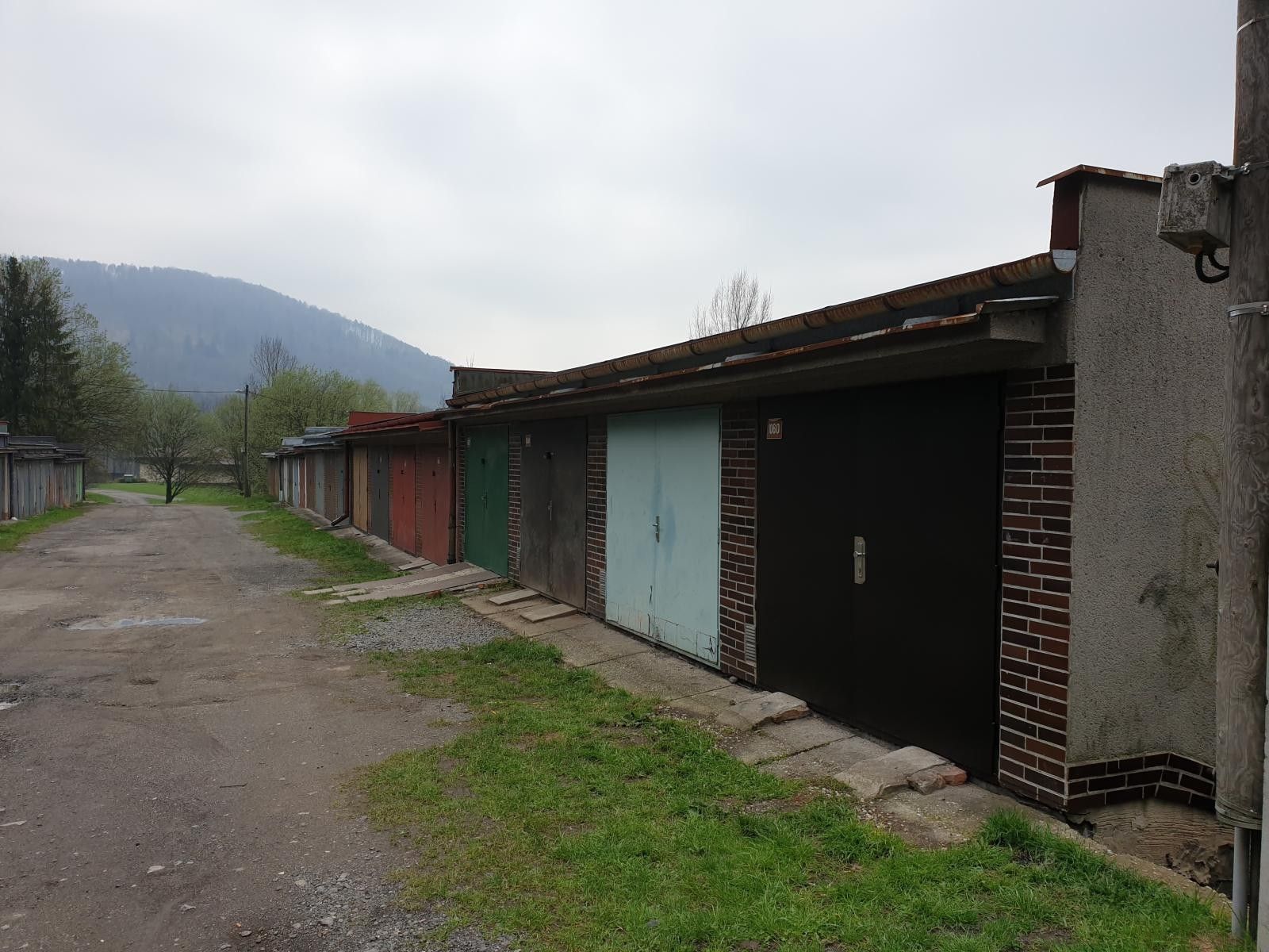 Garáže, Kopřivnice, 20 m²