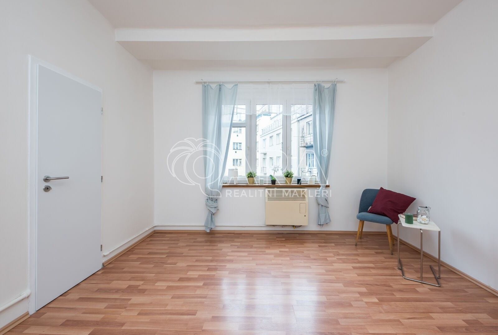 Prodej byt 1+kk - Křížová, Praha, 25 m²