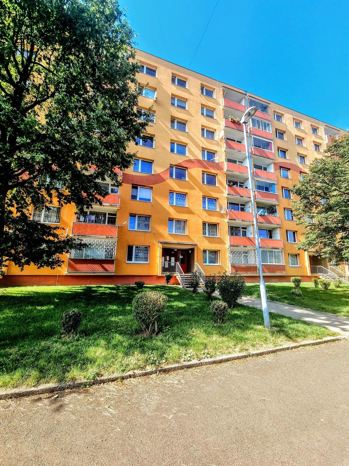 Prodej byt 2+1 - Sídliště Za Chlumem, Bílina, 60 m²