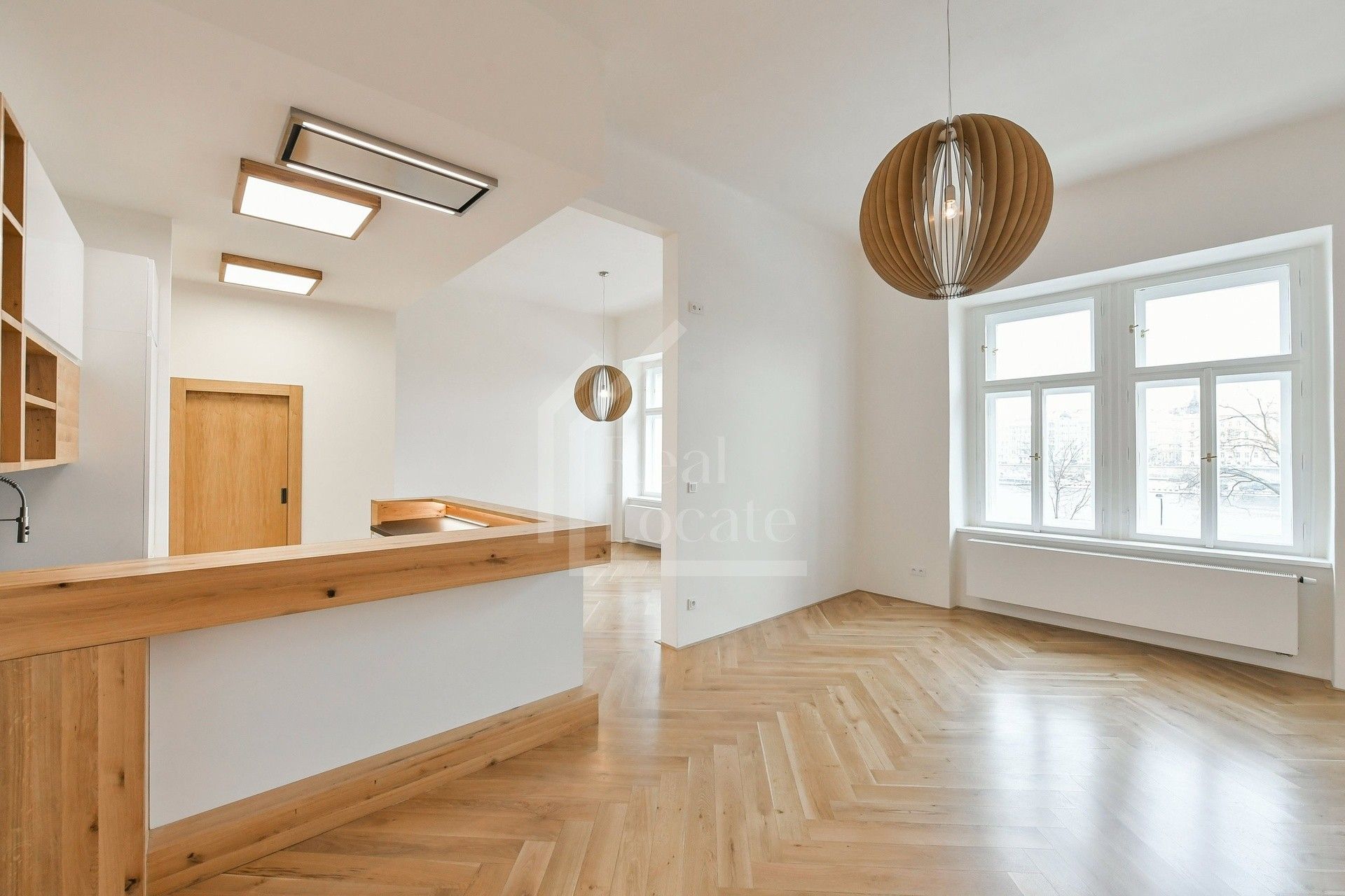 3+kk, Janáčkovo nábřeží, Praha, 106 m²