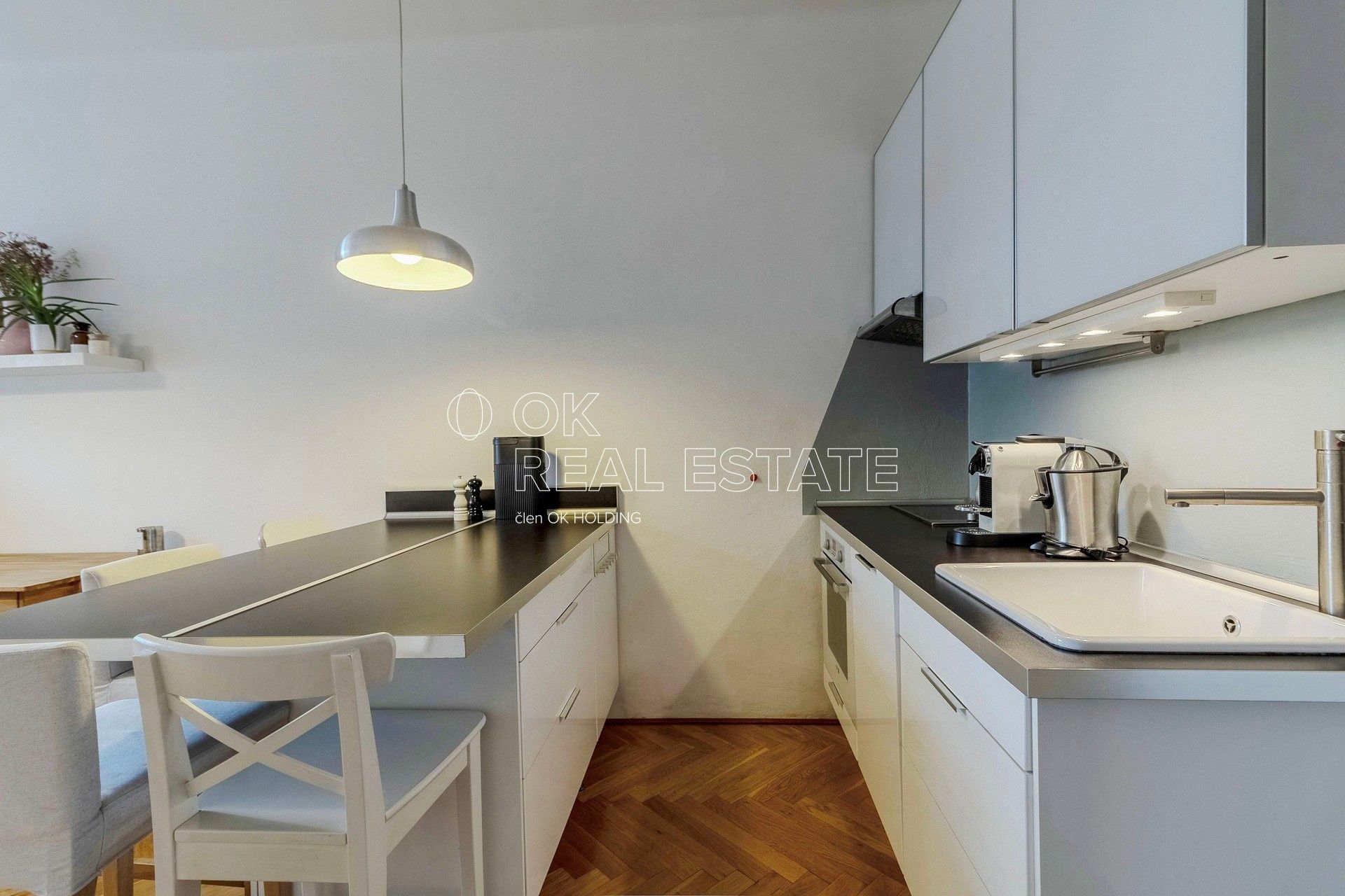 Prodej byt 2+kk - náměstí Jiřího z Lobkovic, Praha, 45 m²