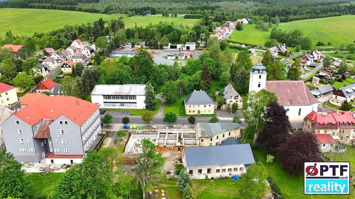 Prodej dům - Kovářská, 431 86, 743 m²